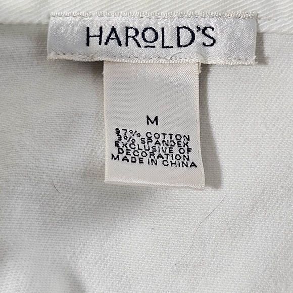 Vintage Harolds Women's White Denim Jacket with Embellished Collar - Picture 9 of 9